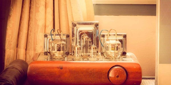 Valvole Amplificatore: Cosa Sono, a Che Servono, Quanto Durano