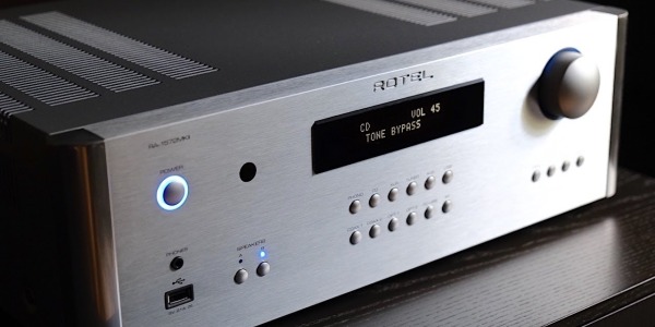 Rotel RA-1572MKII: Un potente amplificatore integrato per i tuoi ascolti musicali