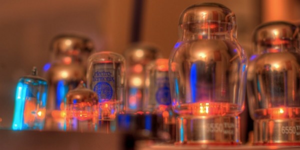 Valve amplifier: how it works and features