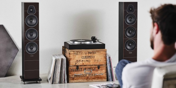 Esplorando l'Eccellenza Sonora: Sonus Faber Lumina III - Diffusori Artigianali Italiani