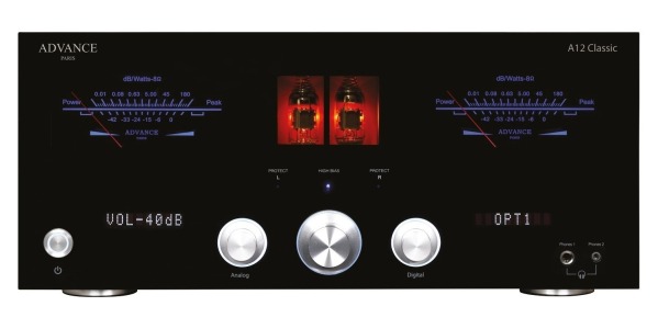 Advance Paris A12 Classic: bello da ascoltare, bello da guardare.