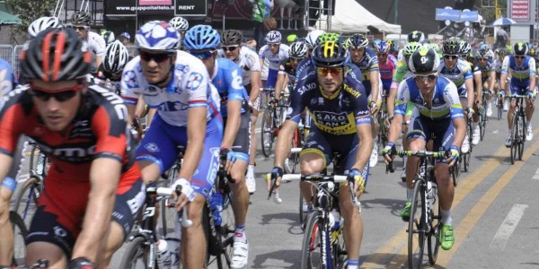 Canzoni del Giro d'Italia: i grandi classici per ricordare la corsa rosa