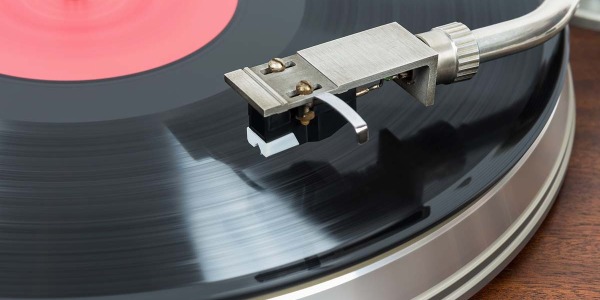 Giradischi con USB: come funzionano, come si usano, quali comprare