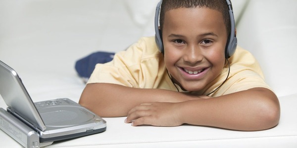 Lettore DVD portatile con schermo grande: i migliori modelli economici