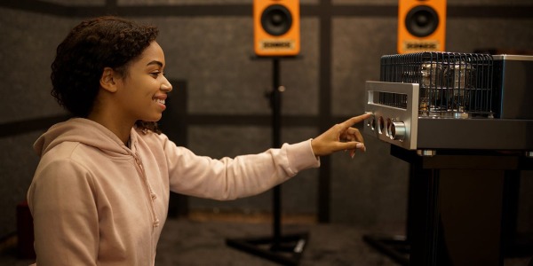 Come abbinare amplificatore e casse passive? Guida rapida alla scelta