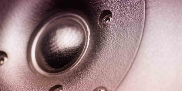 Casse Attive o Passive? Pro e Contro (e alcuni consigli)