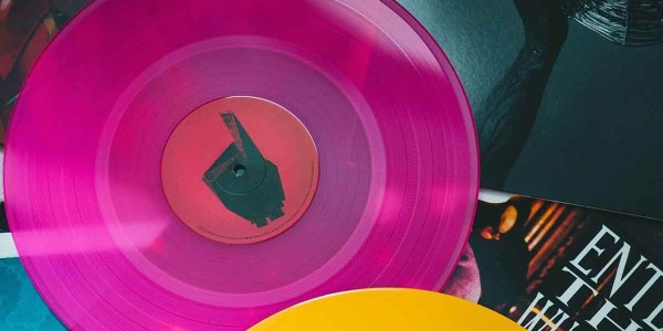 I Vinili Colorati Suonano Peggio? Facciamo il punto