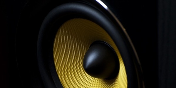 Amplified loudspeakers: two party speakers compared